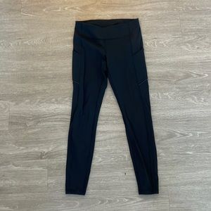Lululemon size 8 leggings, discontinued style, with pockets